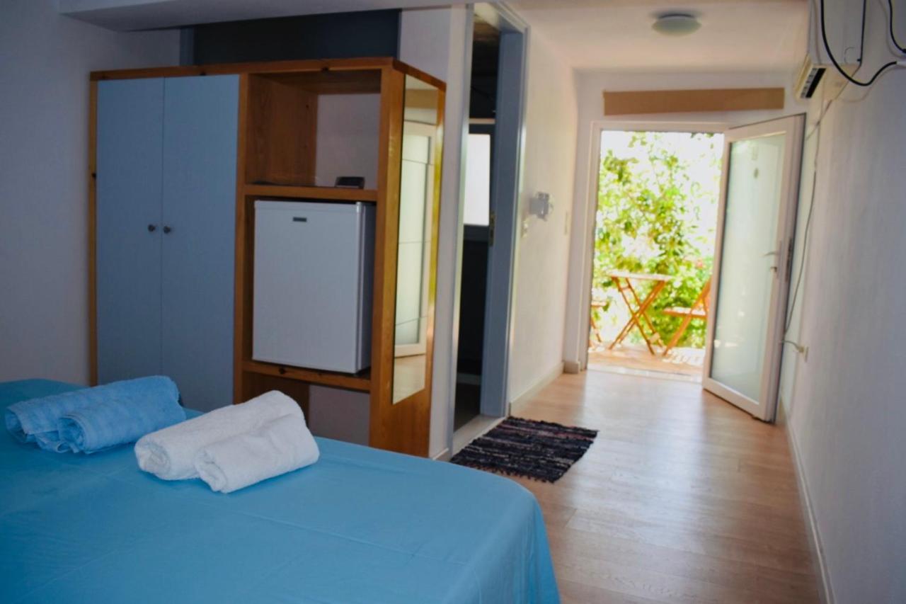 Tzavelitiko Home Himare Exteriör bild