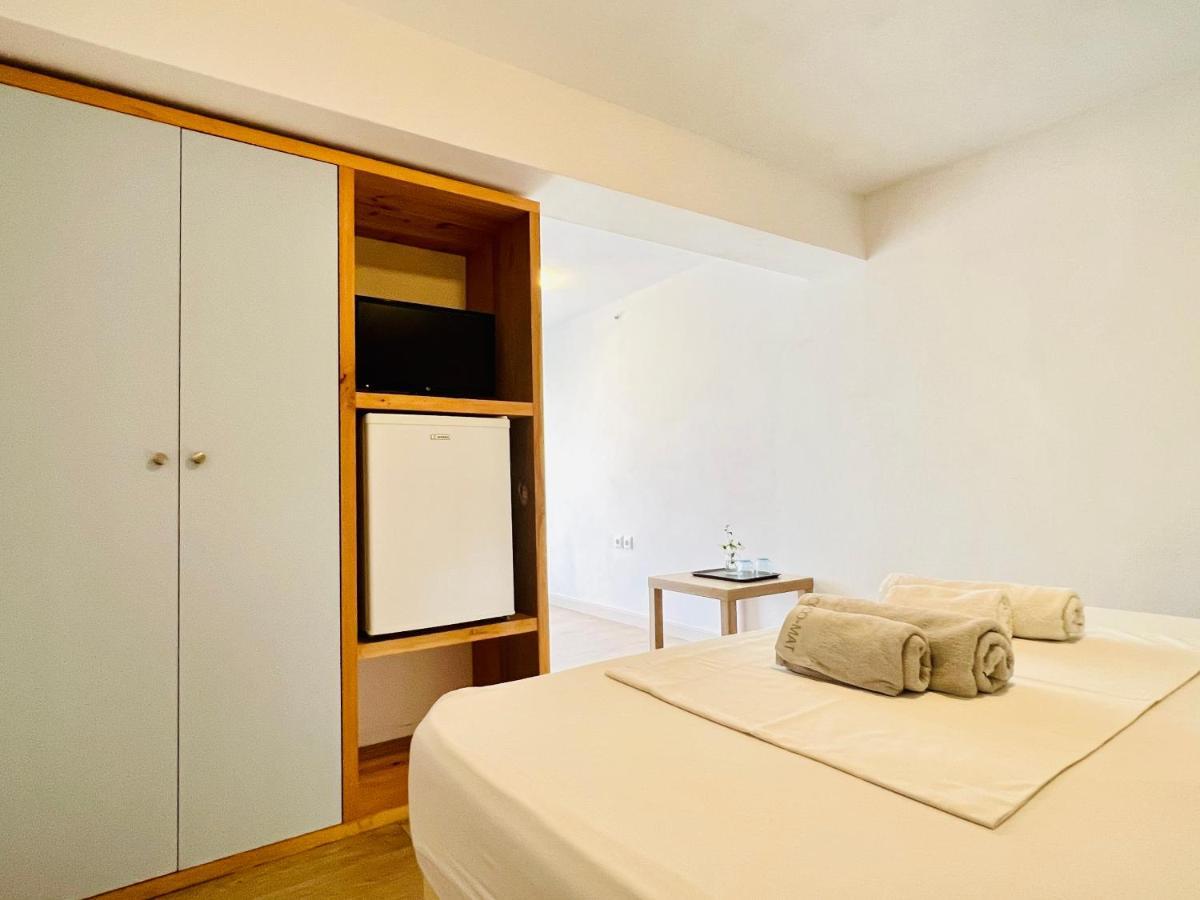 Tzavelitiko Home Himare Exteriör bild