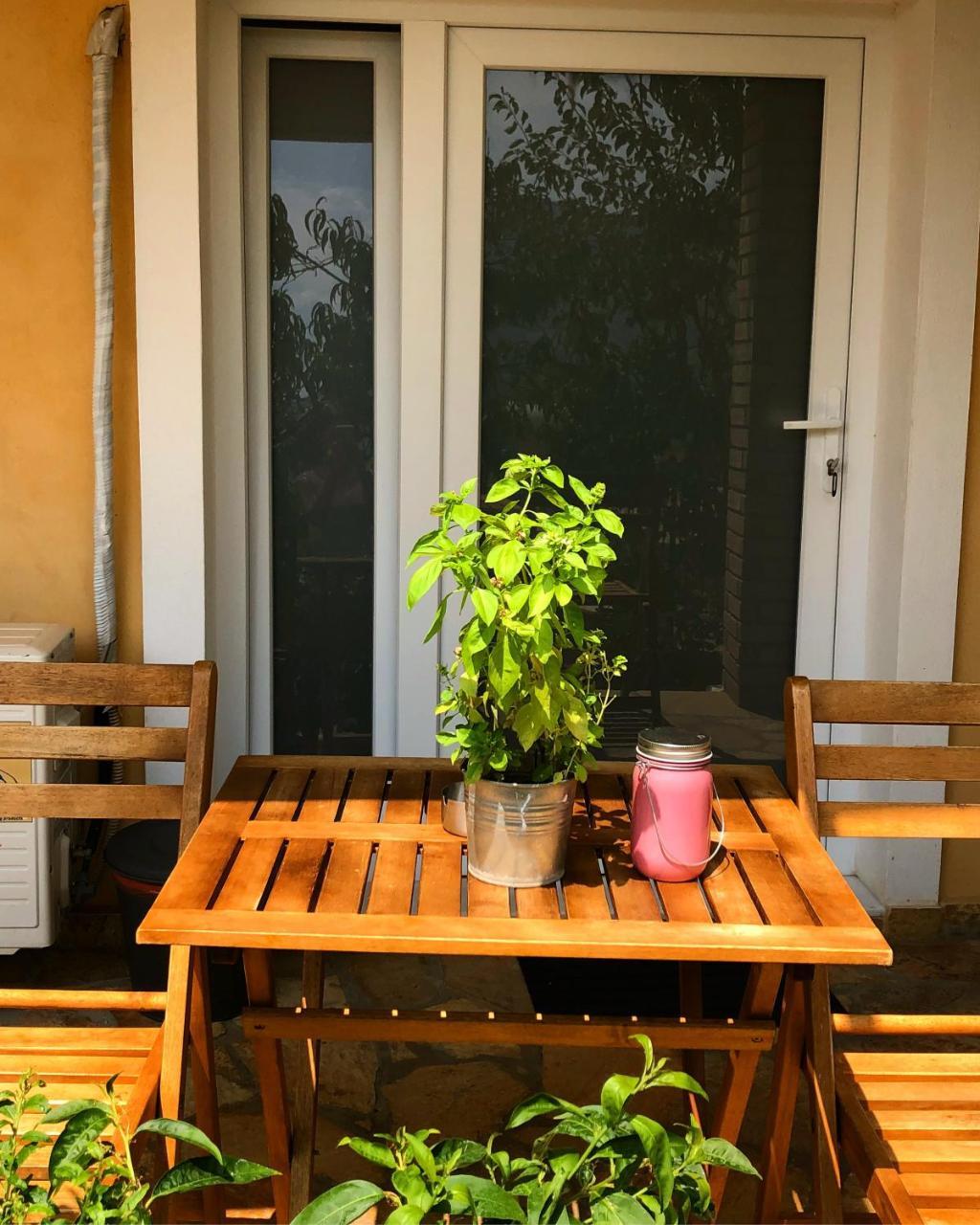 Tzavelitiko Home Himare Exteriör bild