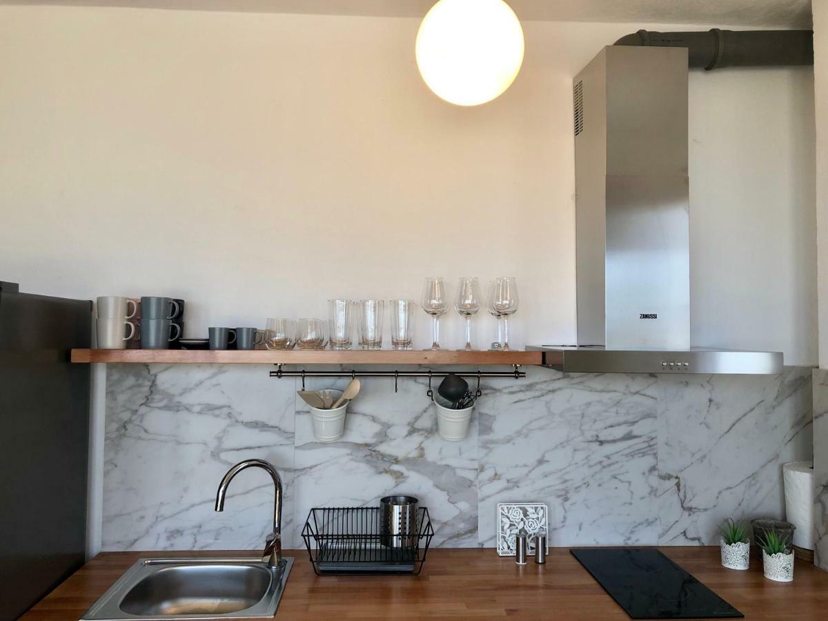 Tzavelitiko Home Himare Exteriör bild